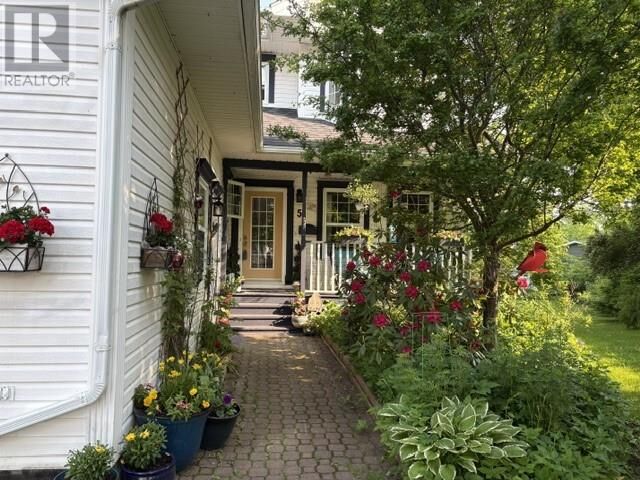 Property Photo:  5 Stacey Crescent  NL A2N 3R6 