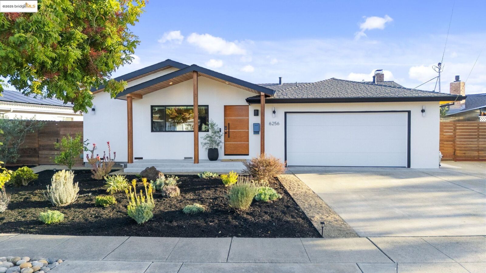 Property Photo: 6256 Rockrose Dr CA 94560