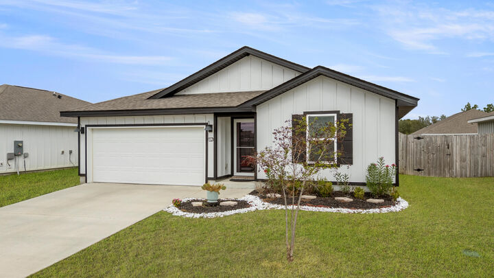 Property Photo: 932 Sandbar Loop FL 32539