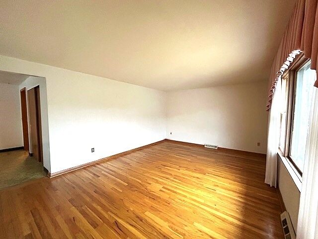 Property Photo:  4270 Harding Drive  PA 16509 