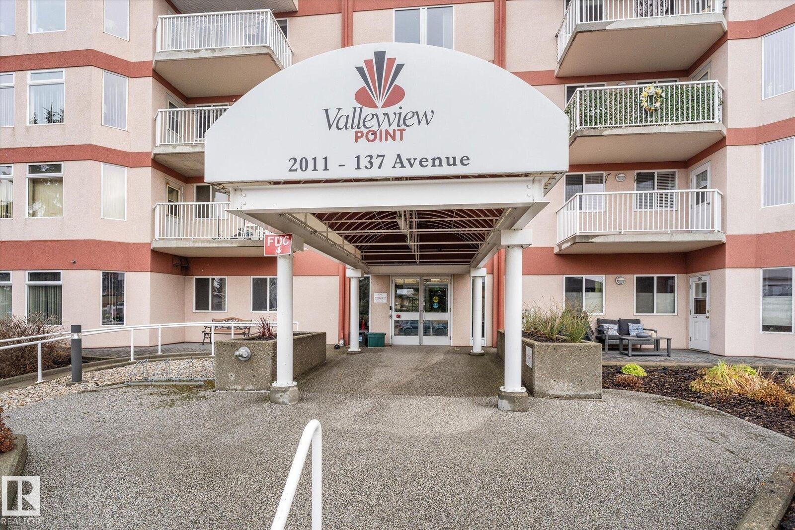 Property Photo:  2011 137 Avenue NW 114  AB T5A 4W2 