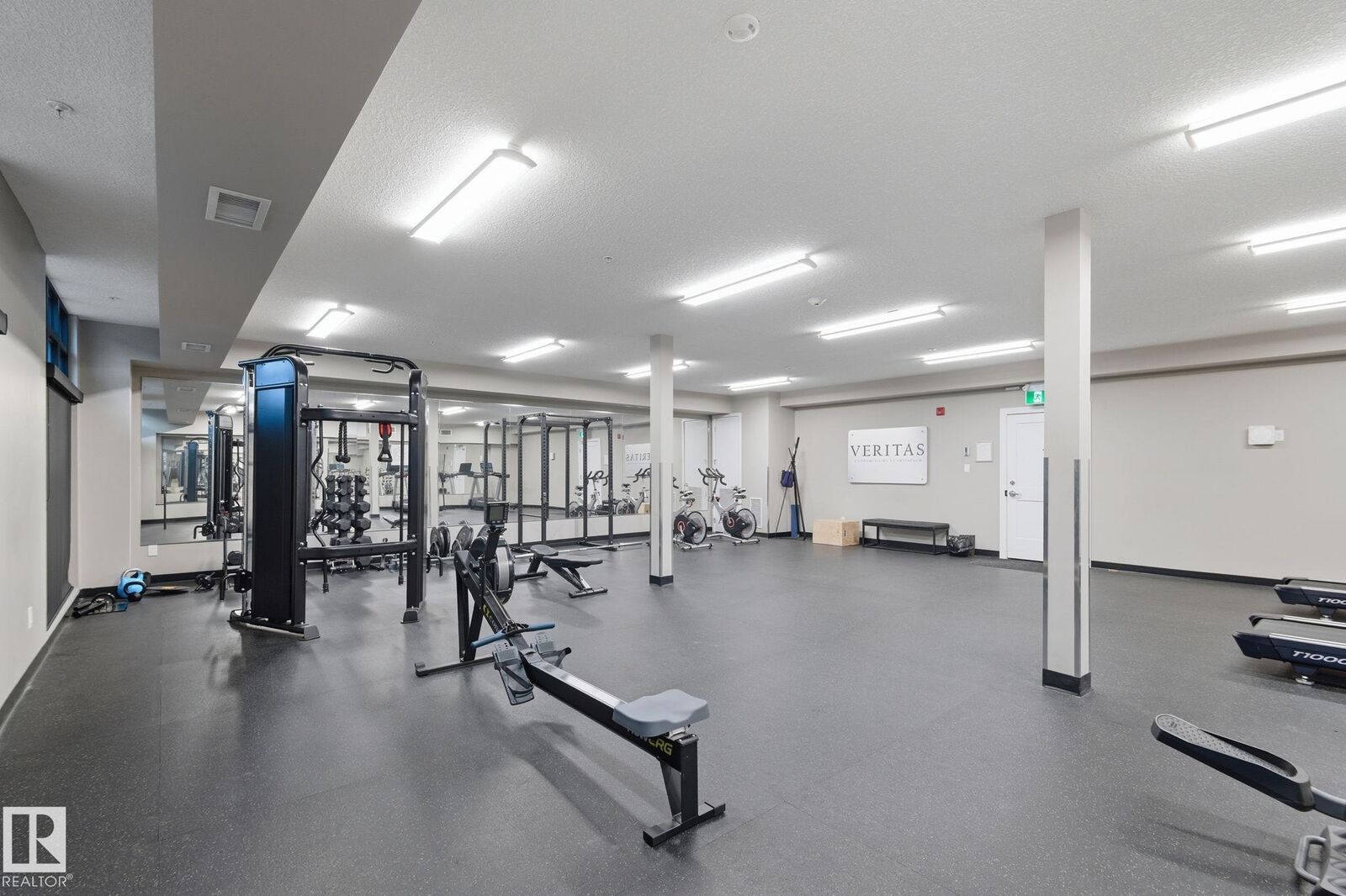 Property Photo: 528 Griesbach Parade Parade NW 113 AB T5E 6X2