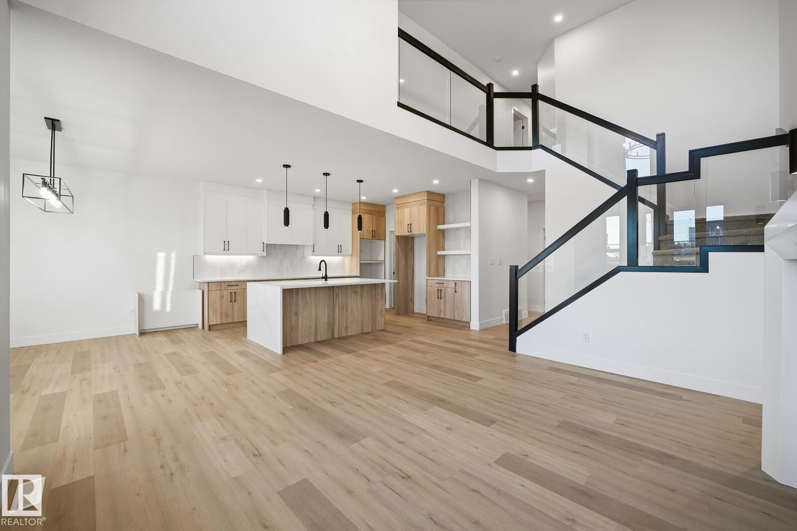 Property Photo:  68 Hemingway Crescent  AB T7X 2L6 