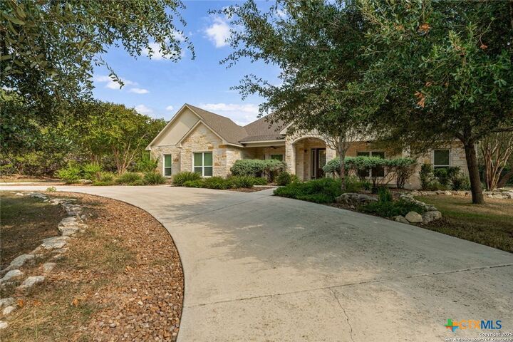 Property Photo:  26018 Hazy Hollow  TX 78255 