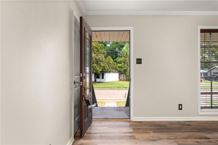 Property Photo: 2004 Roanoke Street LA 71301