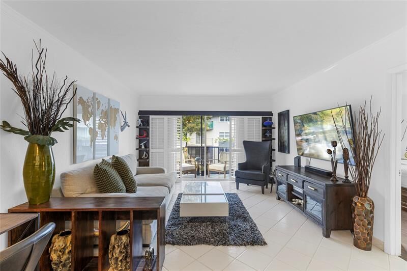 Property Photo: 1775 N Andrews Sq 210W FL 33311