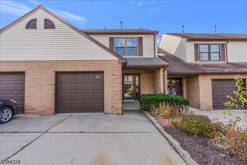 Property Photo: 13 Jennifer Ct NJ 08833