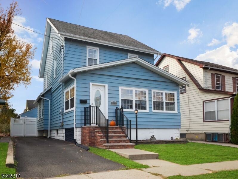 Property Photo: 612 Filbert St NJ 07204