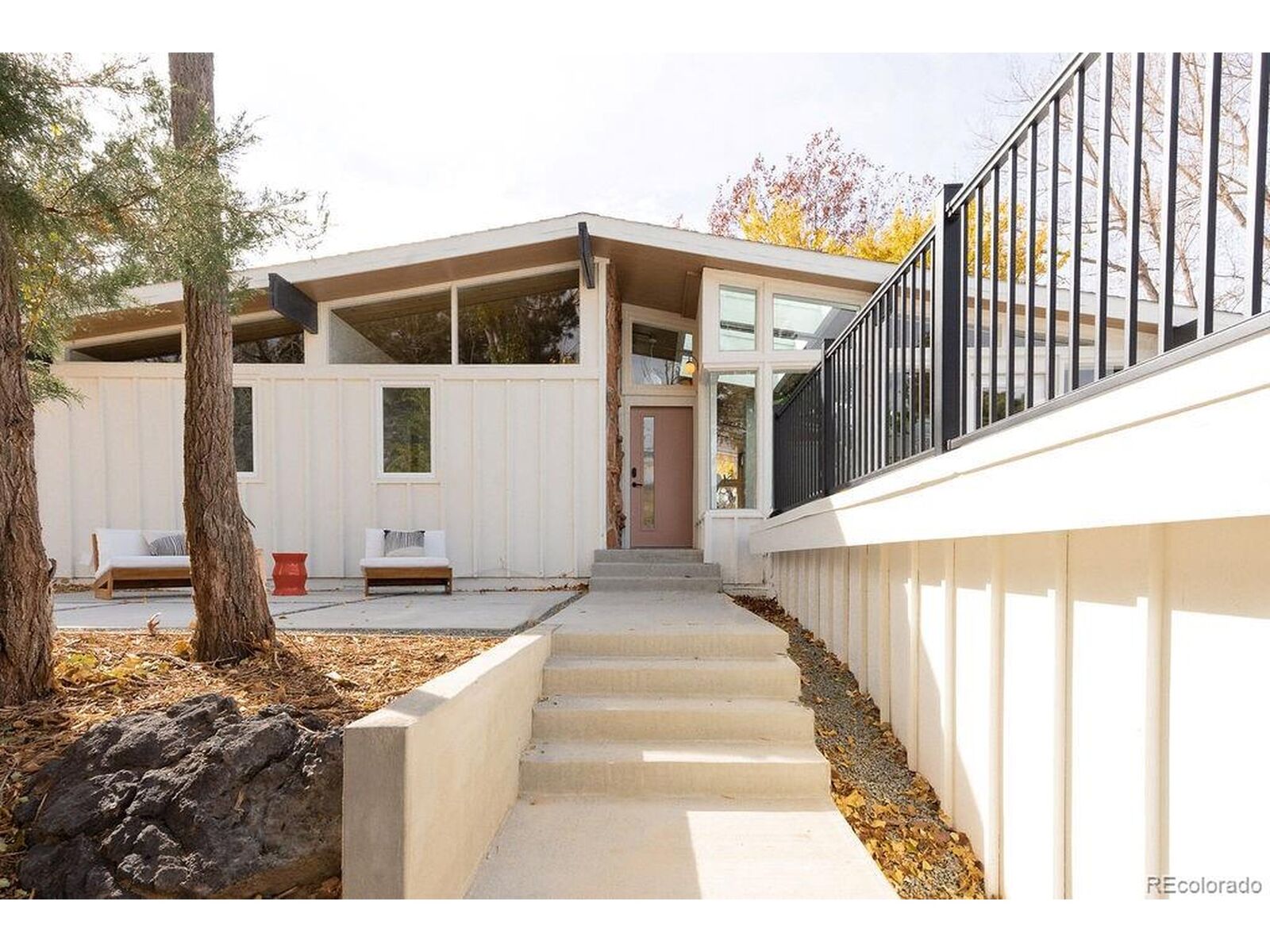 Property Photo: 7638 Brockway Dr CO 80303