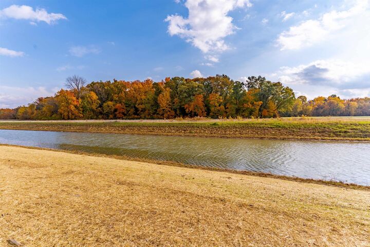 Property Photo: 1501 Eli Drive IN 47711