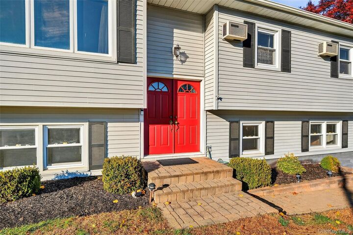 Property Photo:  12 Gleason Drive  NY 10984 