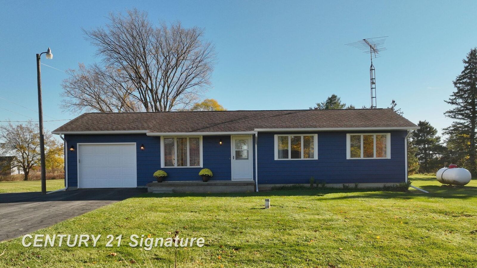 Property Photo: 9508 Lytle Road MI 48449