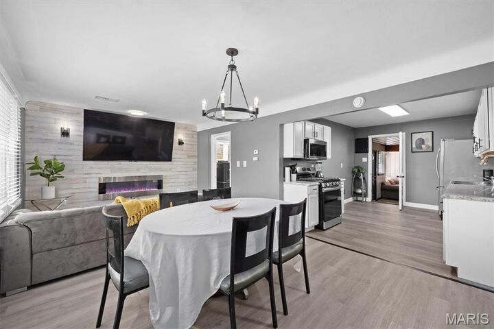 Property Photo:  4247 State Route 162  IL 62040 