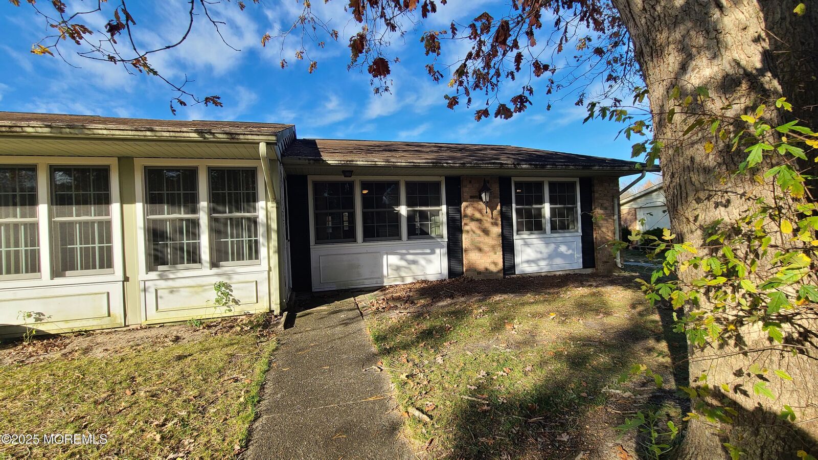 Property Photo:  51 D Edinburgh Lane  NJ 08759 