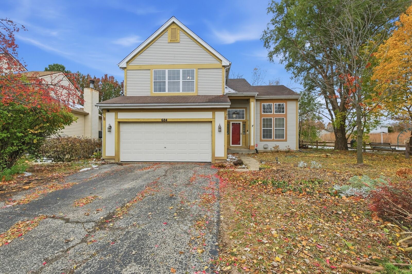 Property Photo:  684 N Autumn Circle  IL 60046 