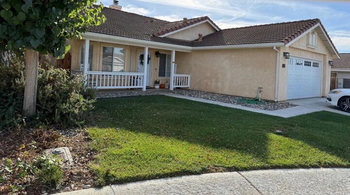 2171 Spruce Drive  Hollister CA 95023 photo