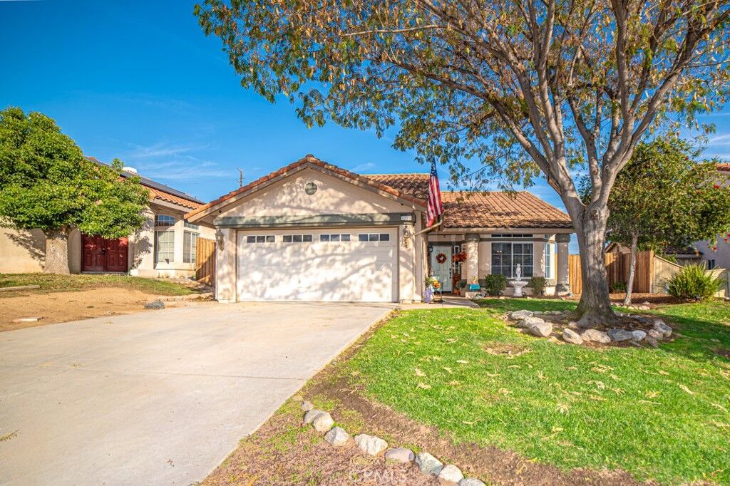 Property Photo:  10206 Sycamore Canyon  CA 92557 