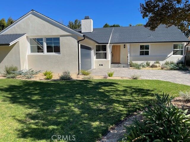 Property Photo:  7018 Aldea  CA 91406 