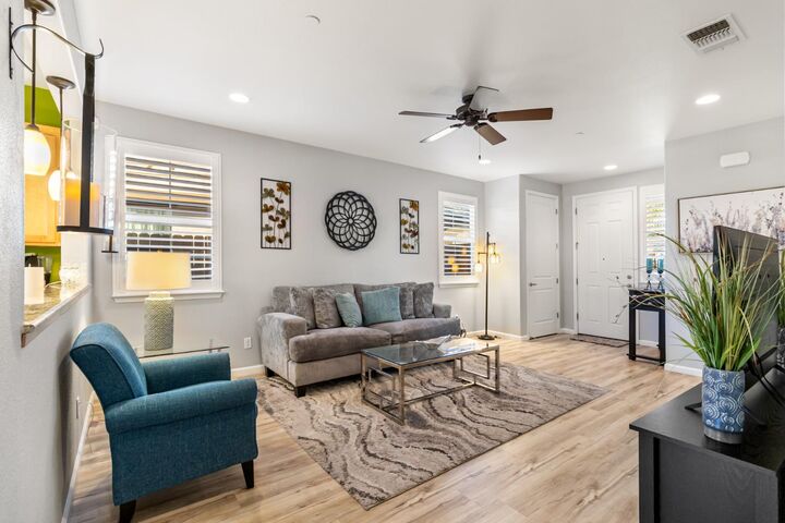 Property Photo:  7805 Dearne Way  CA 95757 