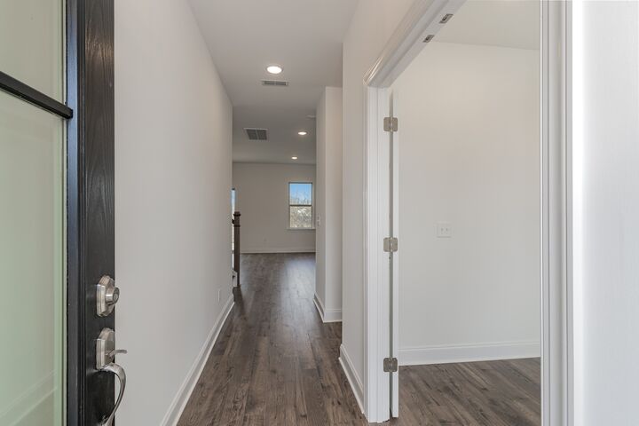 Property Photo:  1013 Riverview Run  TN 37115 