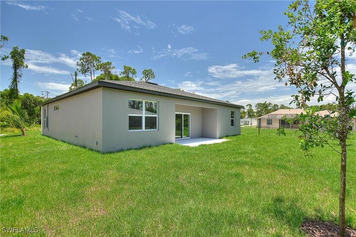 Property Photo: 3584 Laslo Avenue FL 34287