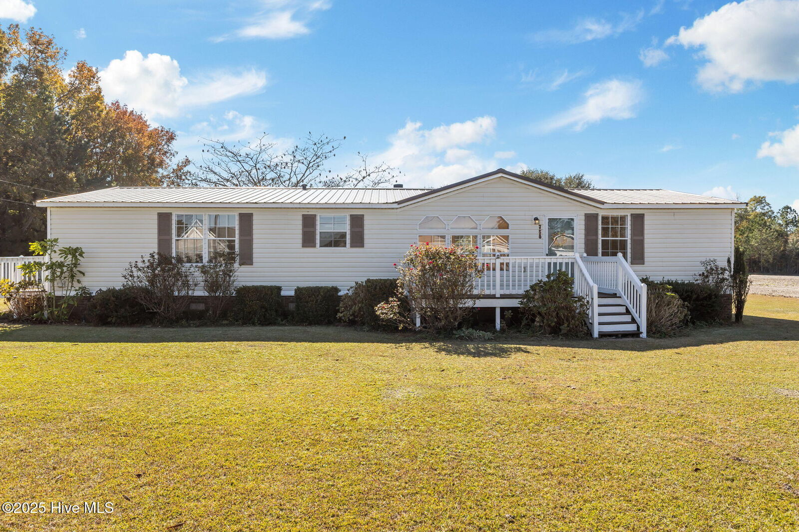 Property Photo:  758 Wetherington Landing Road  NC 28582 