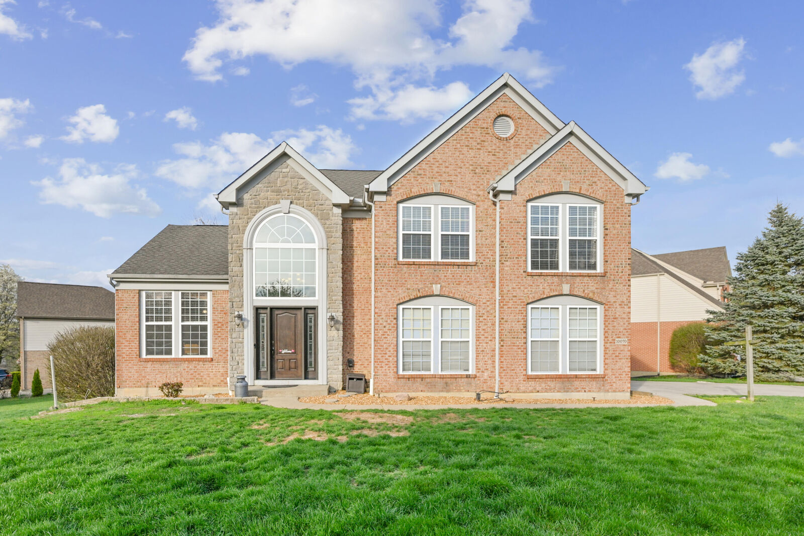 Property Photo:  10070 Cedarwood Drive  KY 41091 