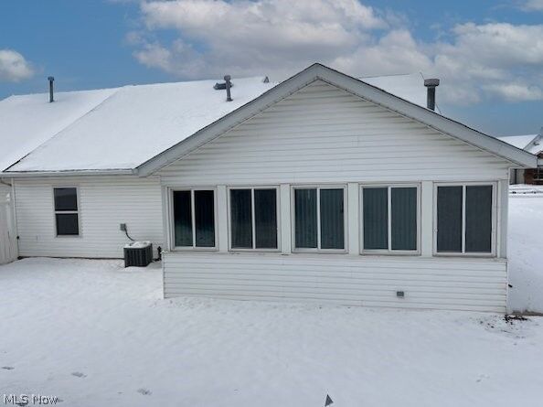 Property Photo:  5667 Alfred Oval  OH 44256 