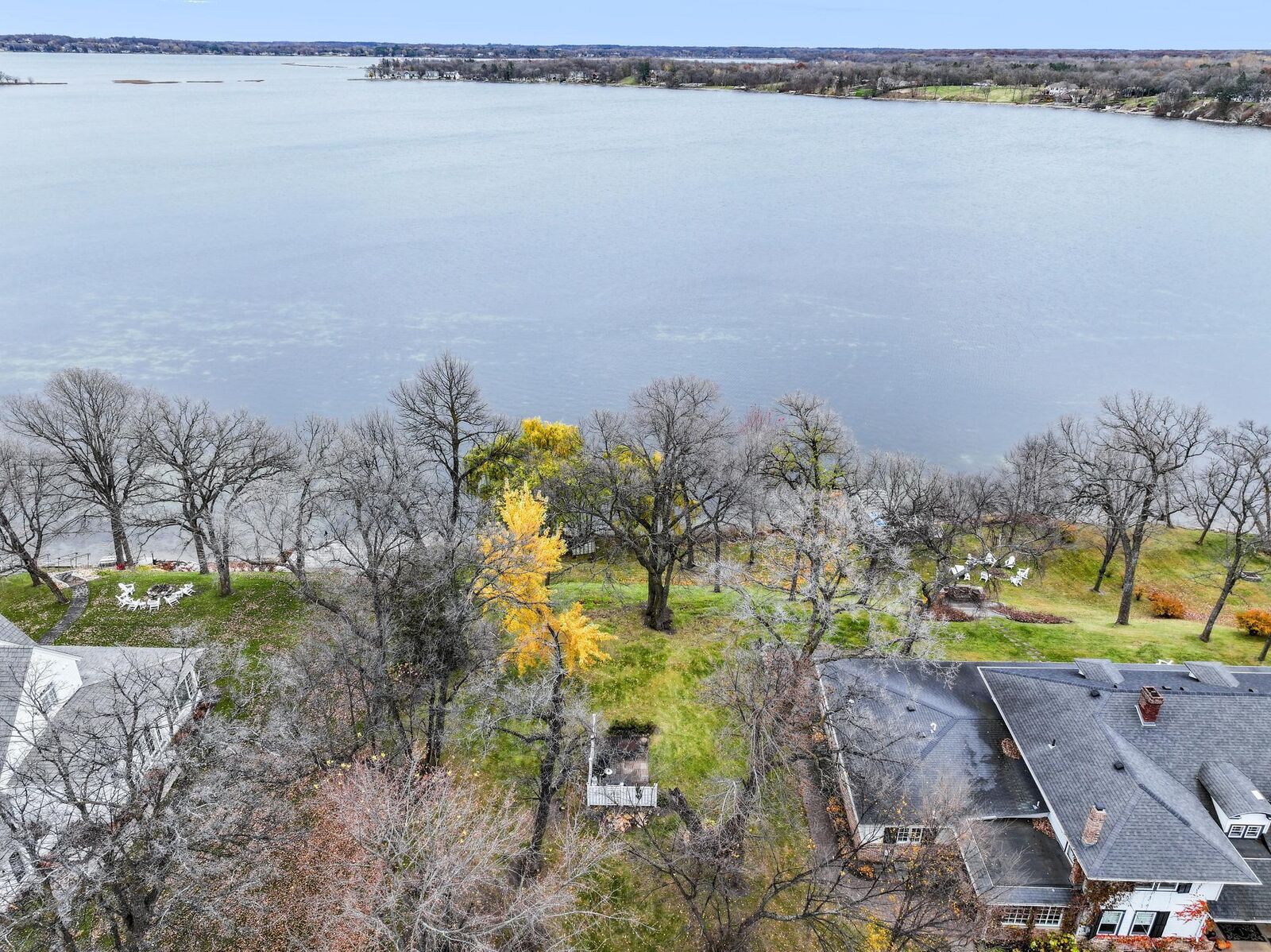 Property Photo:  3311 N Nokomis NE  MN 56308 