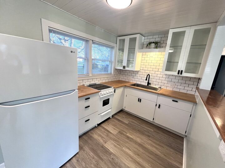 Property Photo:  1303 Burnam Road  MO 64601 