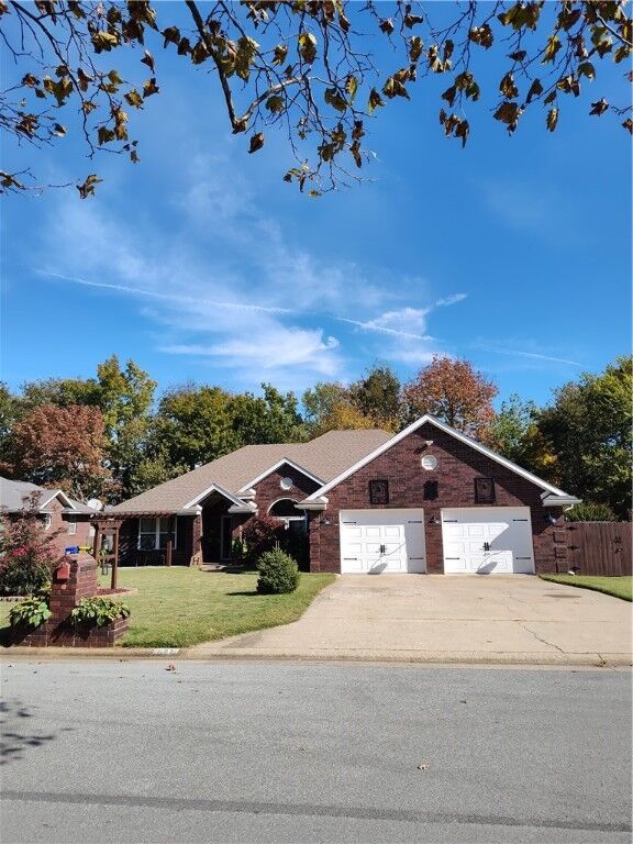 127 Bluff Drive  Lowell AR 72745 photo