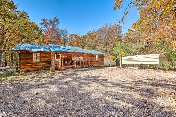 Property Photo: 7977 Berry Avenue MO 65745