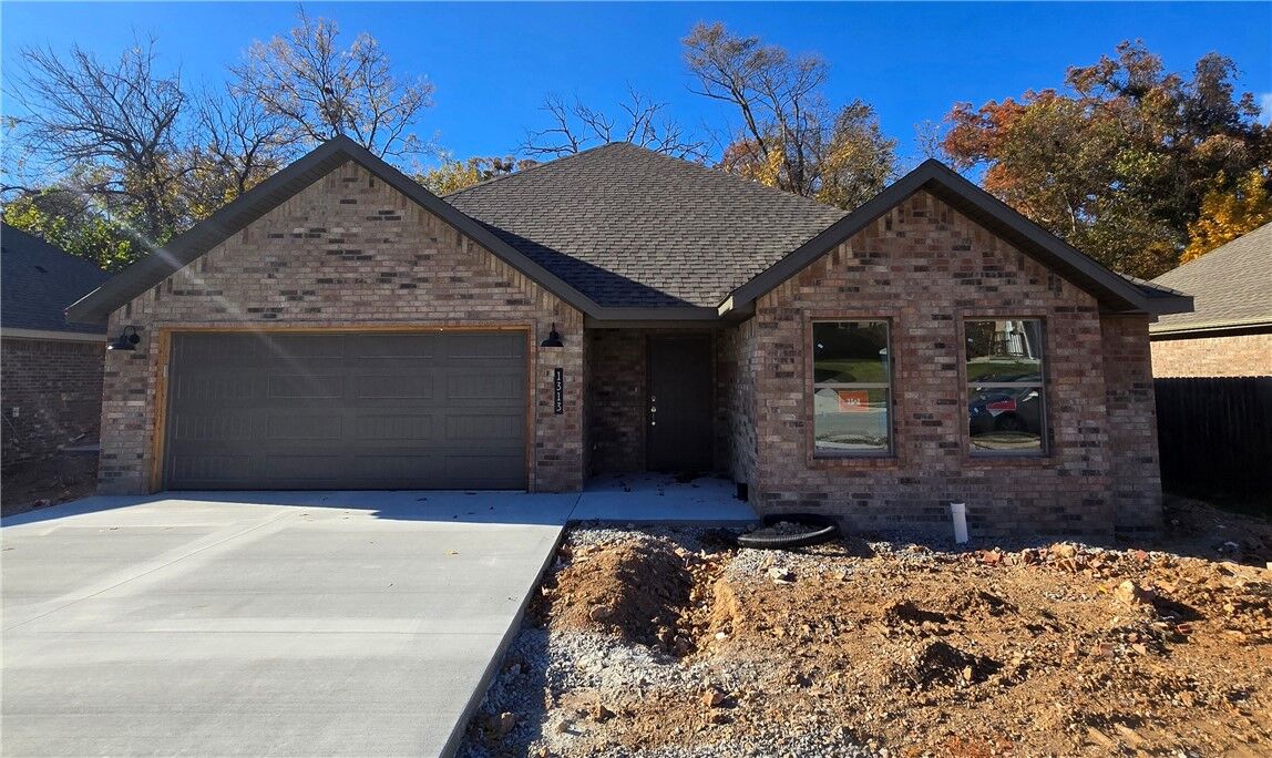Property Photo: 1313 Valley Drive AR 72734