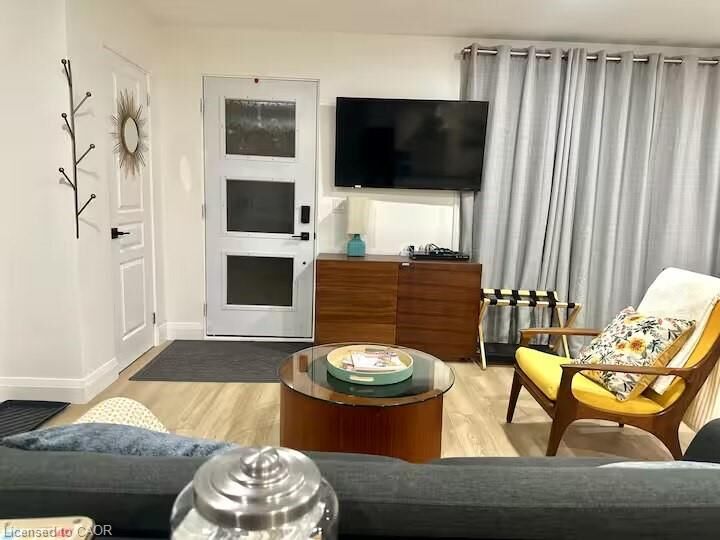 Property Photo: 43R Elizabeth Court ON L8S 2P5