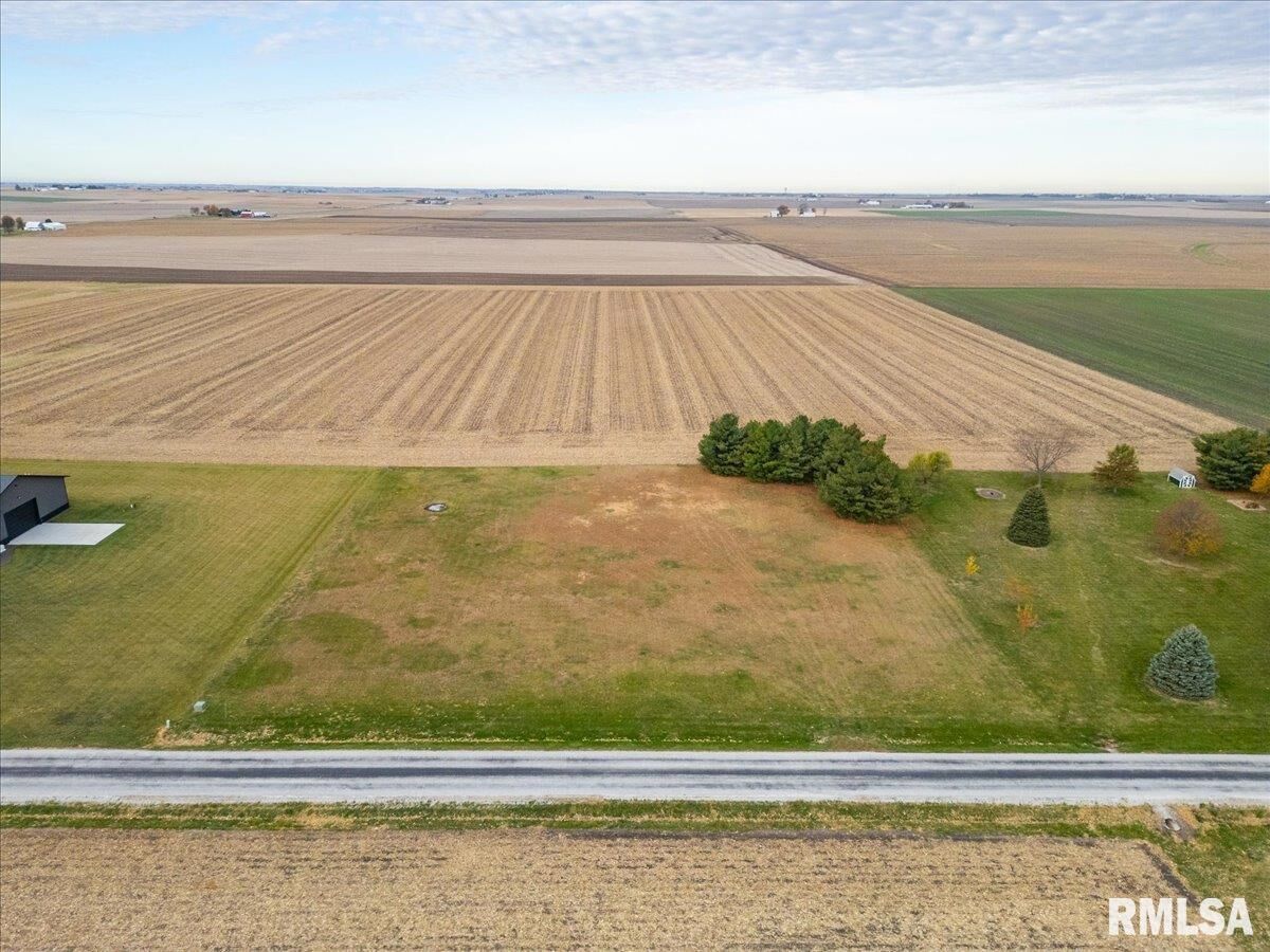 Property Photo:  1441 County Road 1700 E Road  IL 61561 