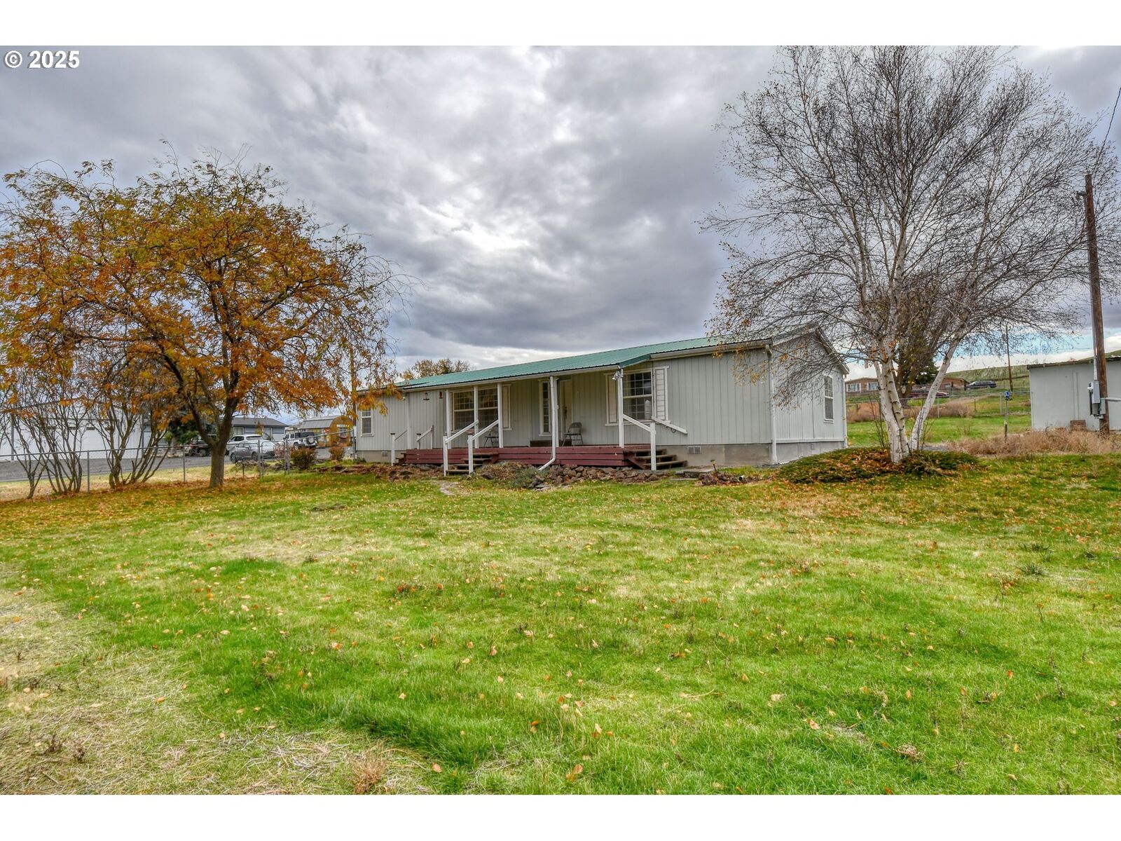 Property Photo: 73306 SE 54th St OR 97801