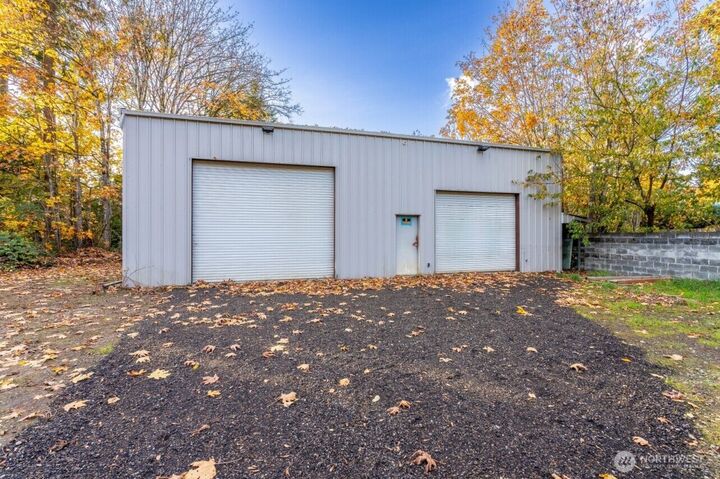 Property Photo: 33721 53rd Avenue S WA 98001