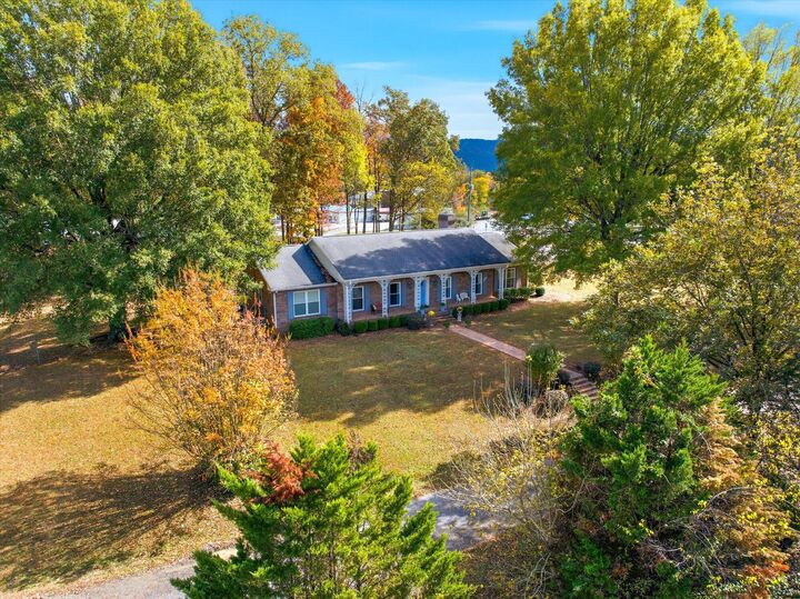 Property Photo:  715 Harren Court  TN 37331 