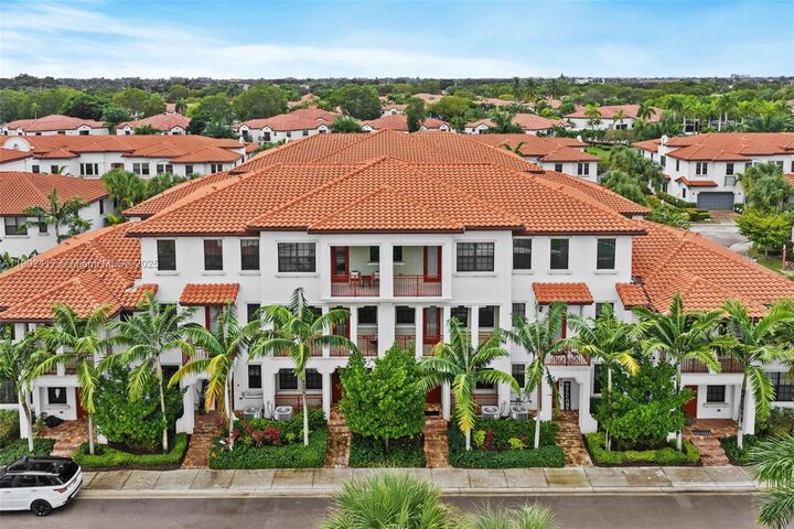 11668 SW 13th Ct  Pembroke Pines FL 33025 photo