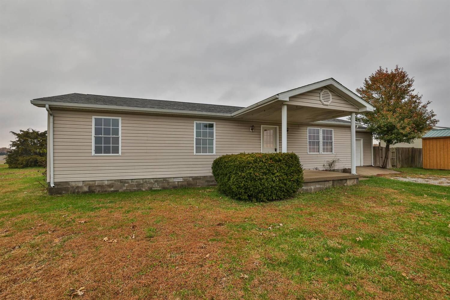 Property Photo: 6216 W US-50 IN 47023