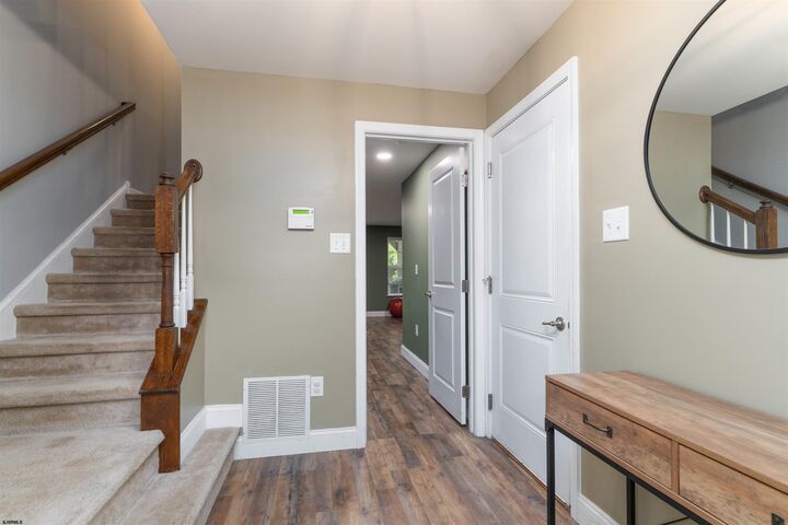 Property Photo:  13 Tailor Ln  NJ 08081 