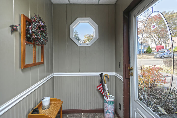 Property Photo: 19 Lakeview Avenue CT 06514