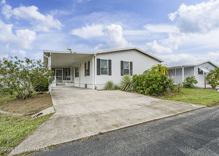 7620 Boxelder Road E  Micco FL 32976 photo