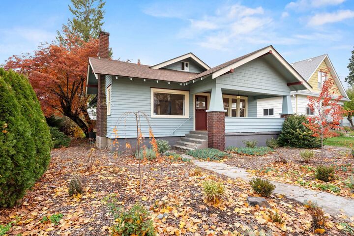 Property Photo: 812 W Jackson Ave WA 99205