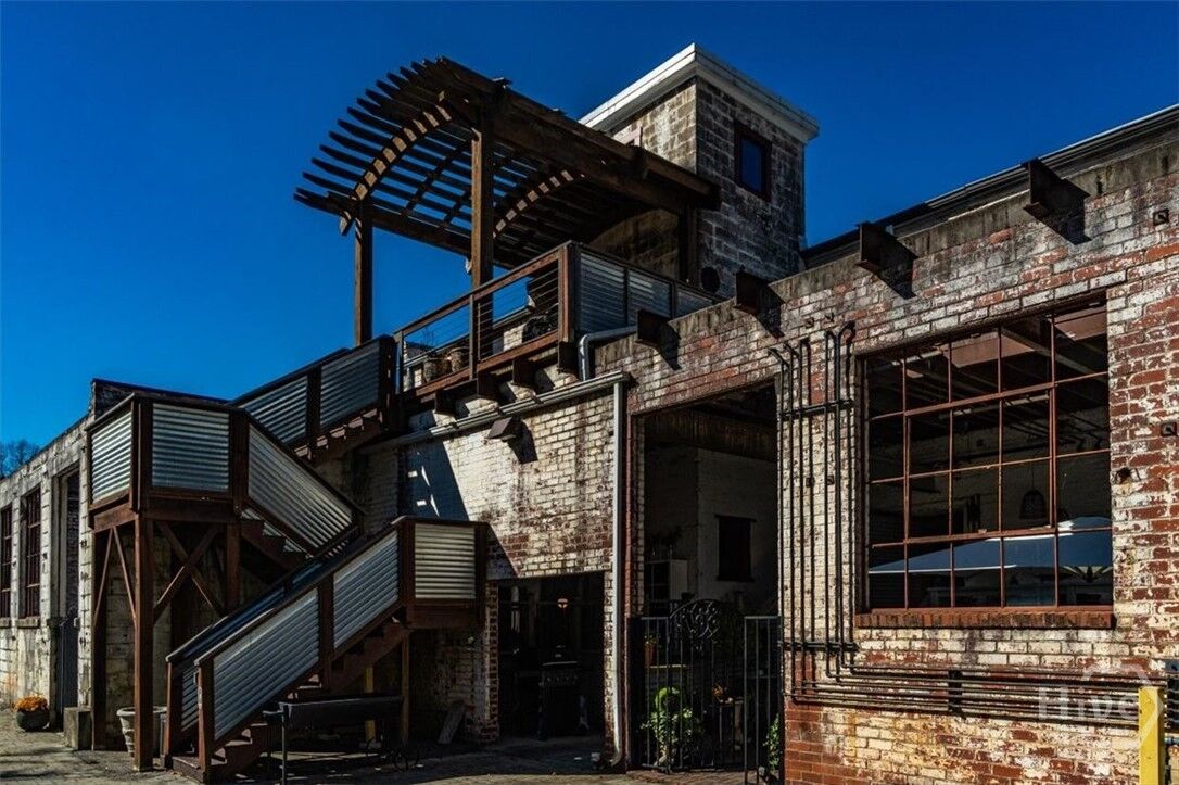 Property Photo:  585 White Circle 17  GA 30605 