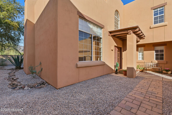 Property Photo: 3070 N Palomino Park Loop AZ 85712