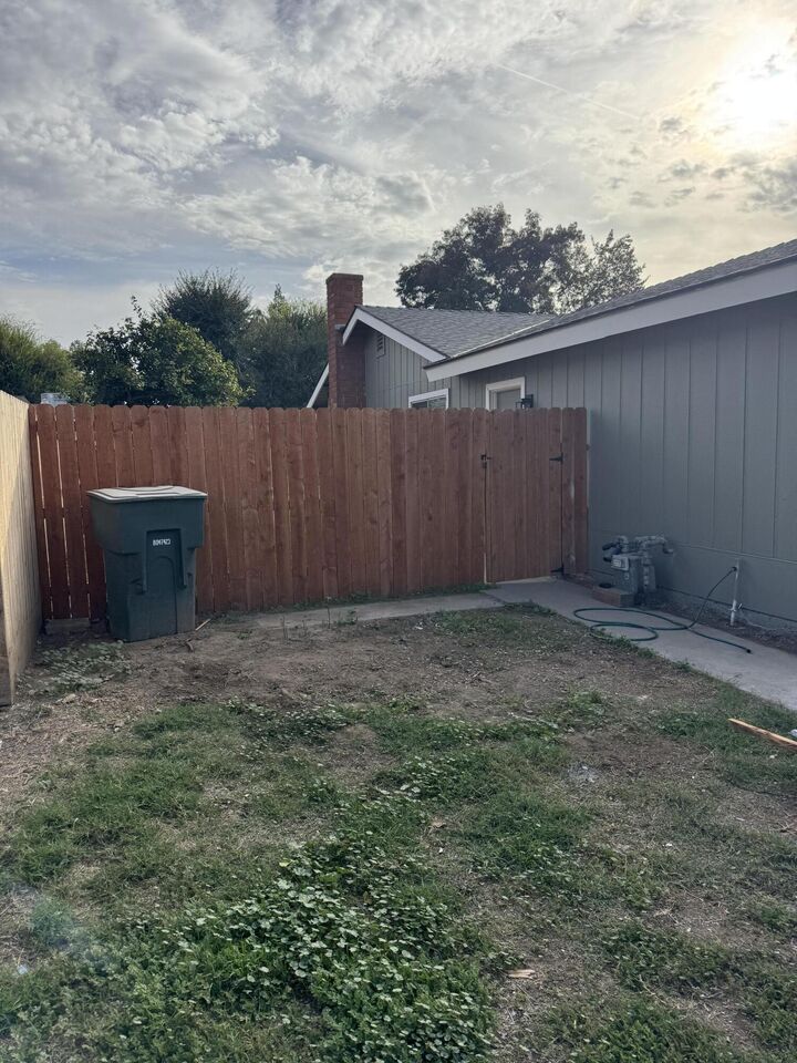 Property Photo:  1732 S Burke Street  CA 93292 