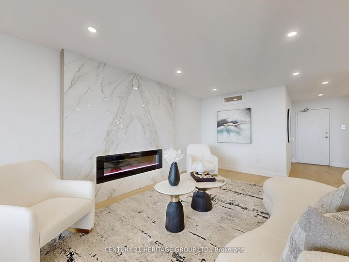 Property Photo:  3303 Don Mills Road 3503  ON M2J 4T6 