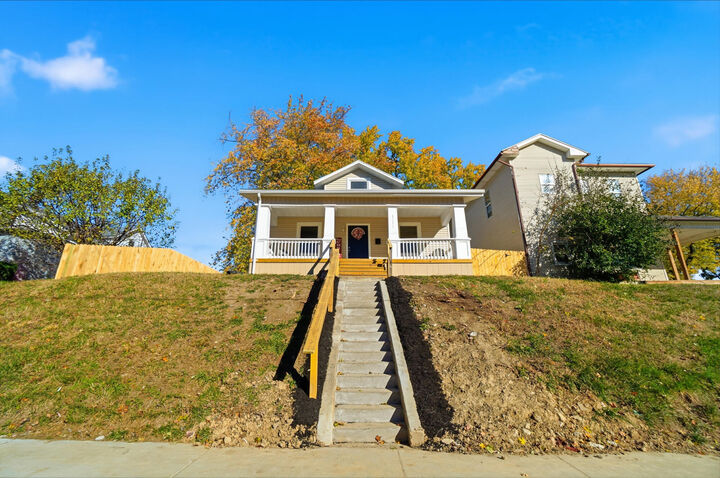 Property Photo:  1212 W Pleasant Street  OH 45506 