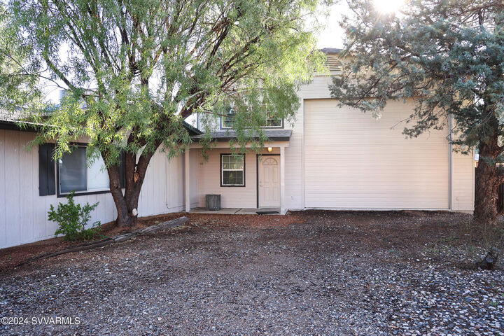 Property Photo:  1725 Sawmill Road  AZ 86326 